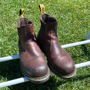 Leather Chelsea boots